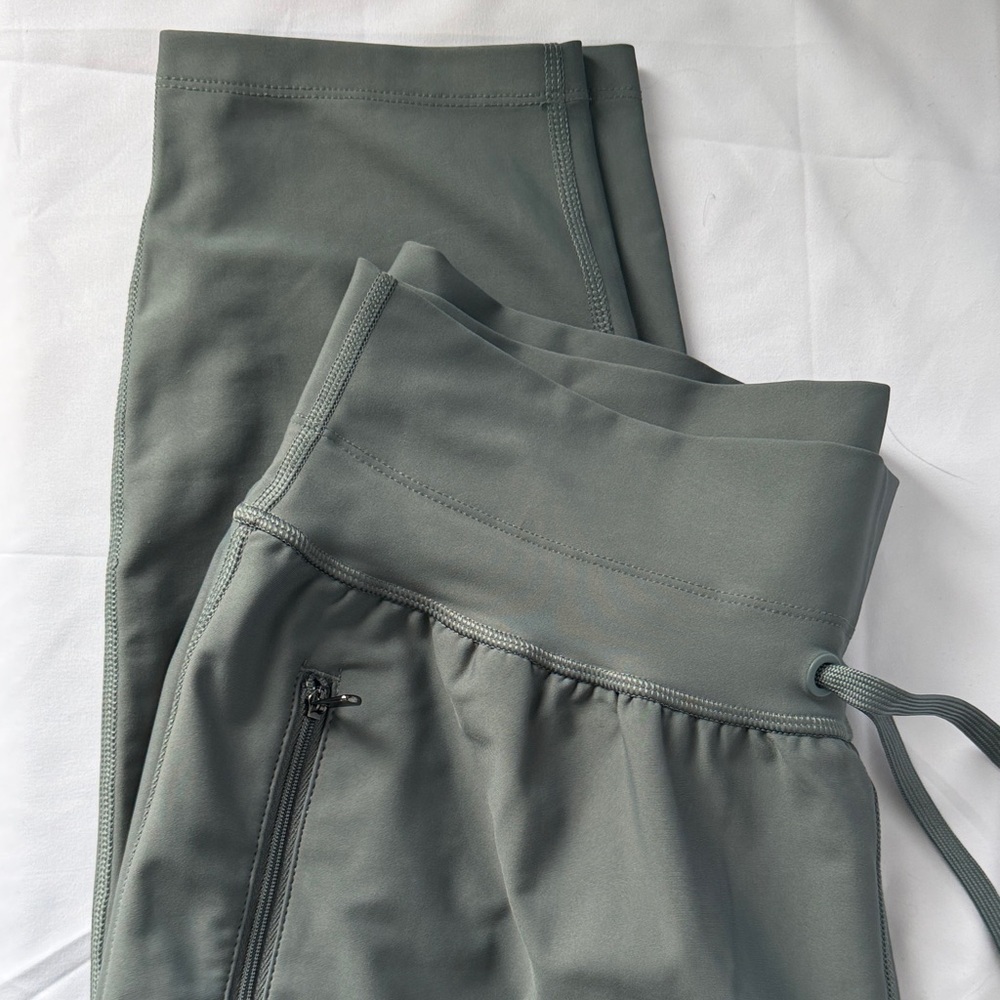 Old Navy Women's Track Pants in Olive Green